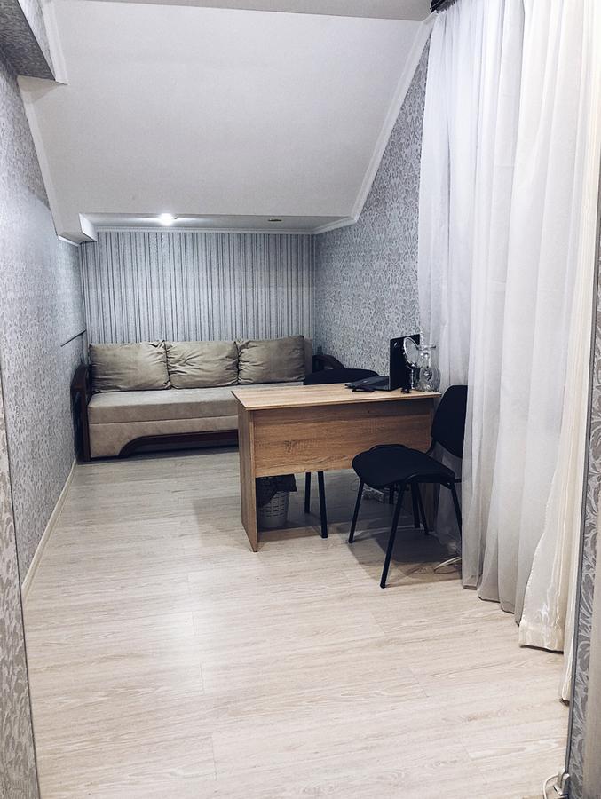 The Hostel On Gogolya โอเดสซา ภายนอก รูปภาพ